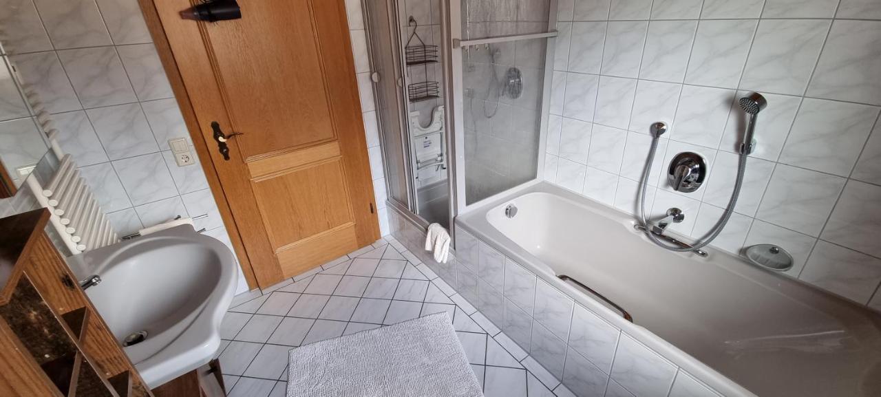 Appartement Lissi - Ruhig, Idyllisch & Grosszuegig 塞勒姆 外观 照片